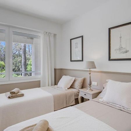 Beach-Line Apartment With 3 Bedrooms In Estepona Exterior foto